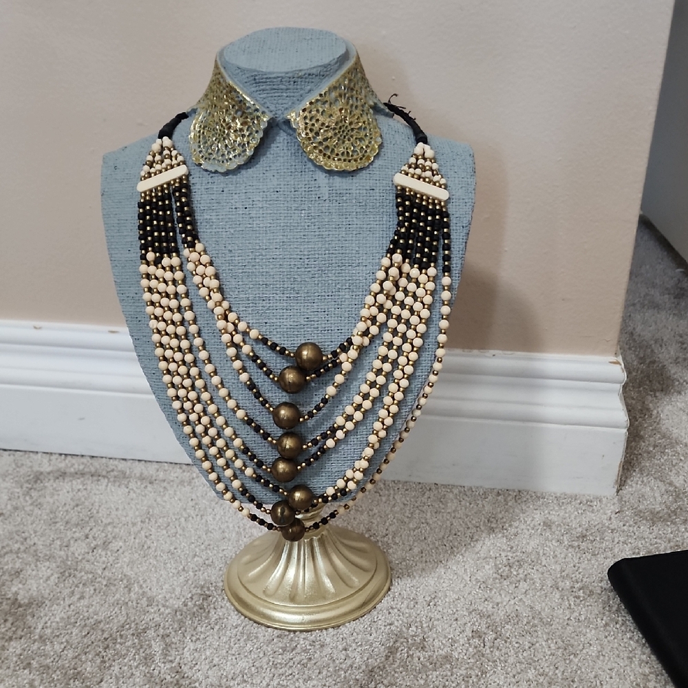 Vintage Black and Cream Beaded Necklace